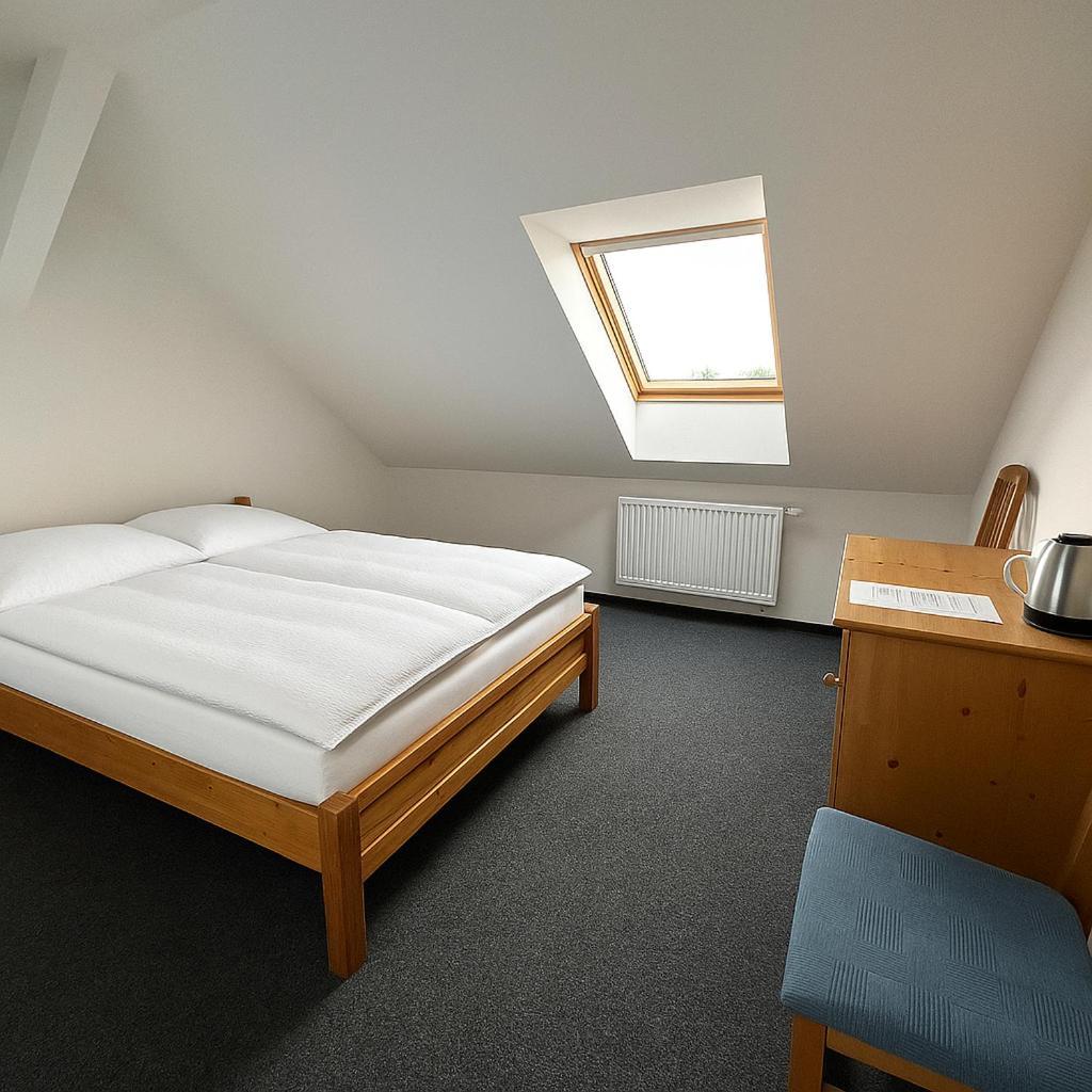 Hotel Joker Obrnice Buitenkant foto